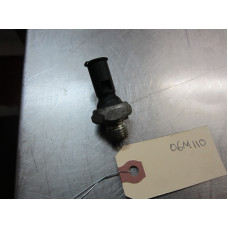 06M110 Engine Oil Pressure Sensor For 03-06 VOLVO XC90  2.9
